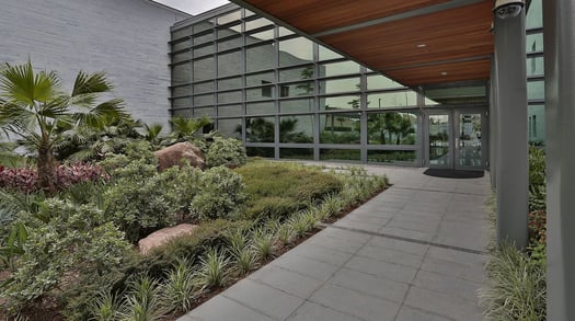 new-embassy-compound-islamabad-building-entrance